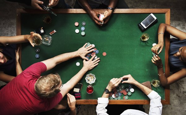 Analyse complète du poker en ligne et des sites de casino