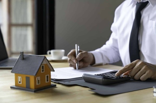 Comment réduire les impôts sur l'habitation ?