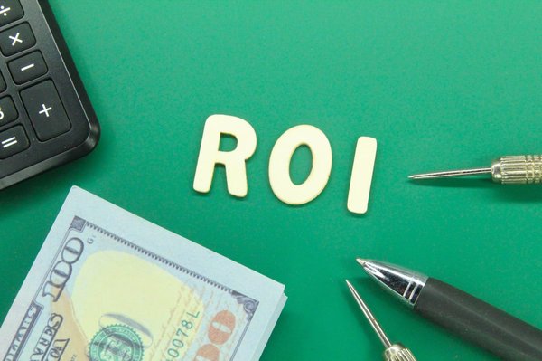 Comment les entreprises peuvent-elles mesurer le retour sur investissement de leurs stratégies de marketing digital ?
